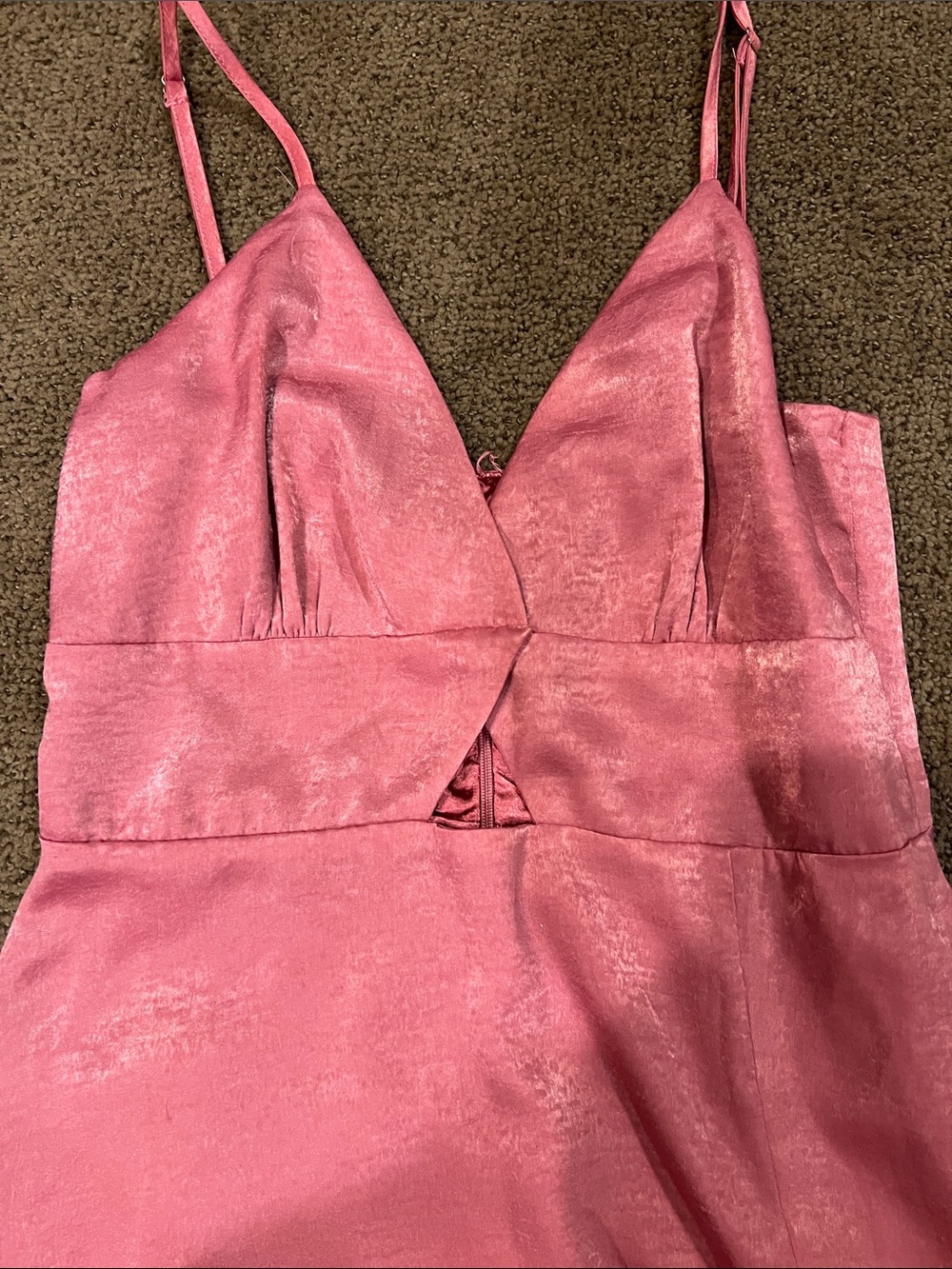 Lulu’s women’s small gown pink shiny Macy formal - Picture 4 of 10